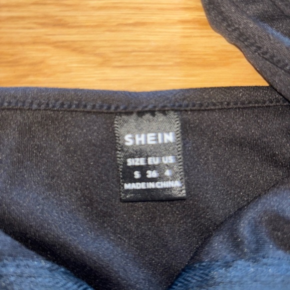 3 for $20 Black Sleeveless Top bundle - Picture 3 of 4